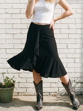 Frank Lyman Design Black A-Line Midi Skirt with Cascade Ruffle Size 6 Boho Chic